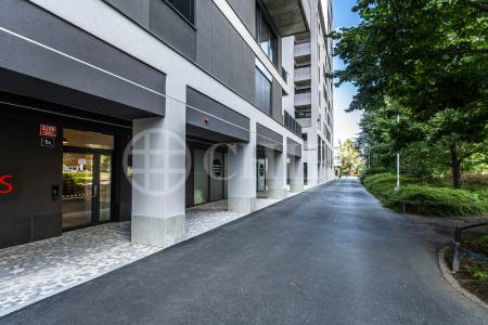 Pronájem bytu 2+kk s garážovým stáním a sklepem, OV, 44 m2, ul. Hábova 3209/5b, Praha 13 - Stodůlky
