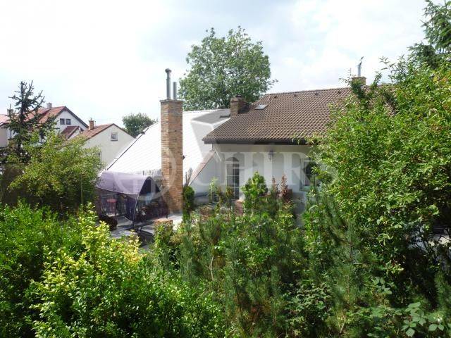 Prodej rodinného domu 3+1,1+kk, OV, 600 m2, ul. Nad Manovkou 555/21, Praha 6 Ruzyně 