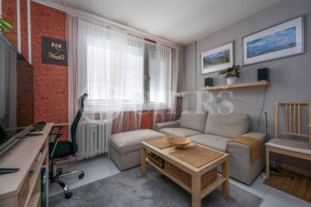 Prodej bytu 1+kk, OV, 33m2, ul. Běhounkova 2344/27, Praha 5 - Stodůlky