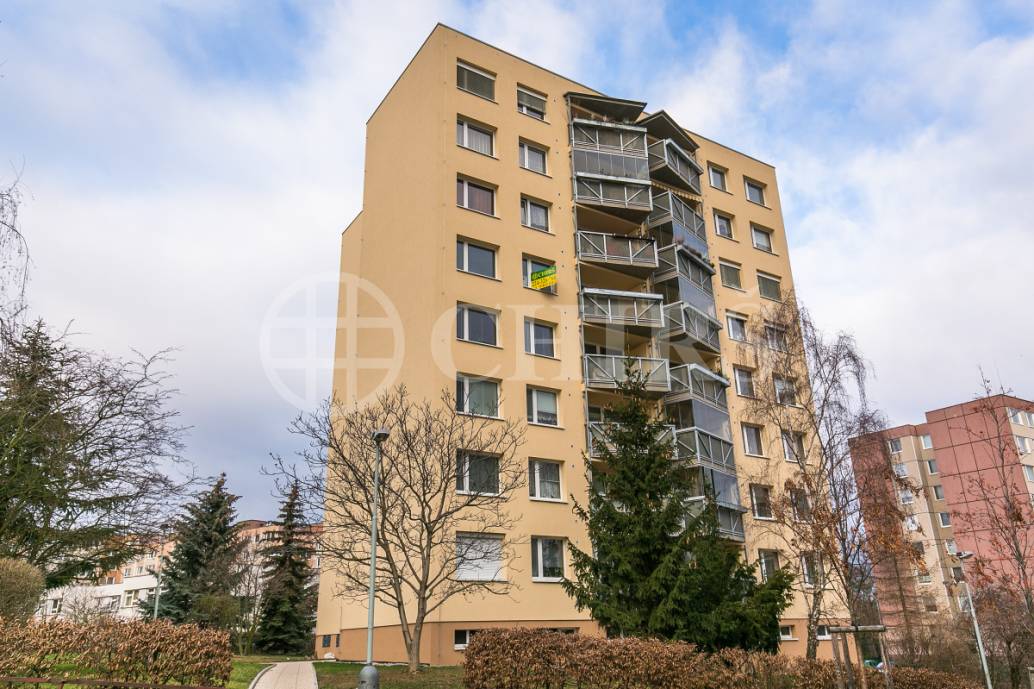 Prodej bytu 4+1 s lodžií, OV, 89m2, ul. Renoirova 622/5, Praha 5 - Hlubočepy