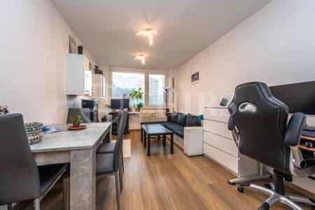 Pronájem bytu 2+kk, DV, 41m2, ul. Jánského 2371/89, Praha 5 - Stodůlky