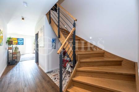 Prodej rodinného domu 4+kk, 119 m2, se zahradou a garáží, ul. Emy Destinové 519, Jinočany