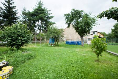 Prodej RD 5+2 kk, cca 110 m2, pozemek 933 m2, obec Železná (Beroun)