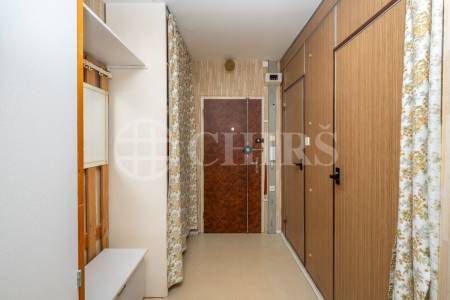 Prodej bytu 2+kk se sklepem, DV, 43 m2, ul. Bellušova 1818/35, Praha 13 - Stodůlky