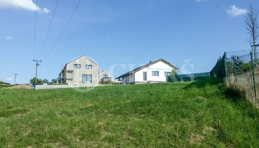 Prodej stavebního pozemku 1181 m2, Bubovice, okr.Beroun