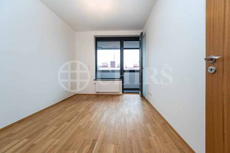 Prodej bytu 2+kk s balkonem, OV, 51m2, ul. U Průhonu 1624/1a, Praha 7 - Holešovice