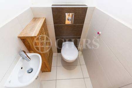 Pronájem bytu 4+kk/T/GS, OV, 95m2, ul. Dismanova 2625/6, Praha 13 - Hůrka