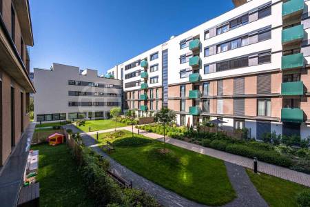 Pronájem bytu 2+kk s balkonem, OV, 43m2, ul. Petržílkova 2835/3, Praha 5 - Stodůlky