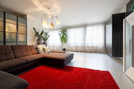 Prodej bytu 4+1 s terasou, OV, 186m2, ul. Nad Motolskou nemocnicí 1044/16, Praha 6 - Břevnov