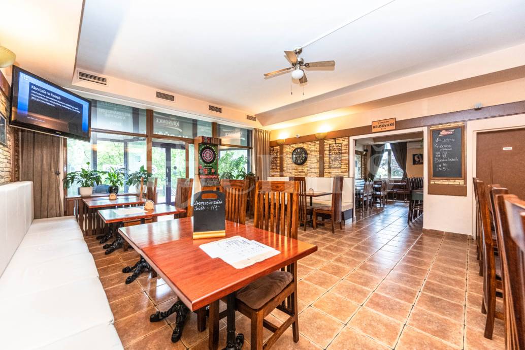 Pronájem restaurace, OV, 123 m2, ul. Běhounkova, Praha 13 - Stodůlky.