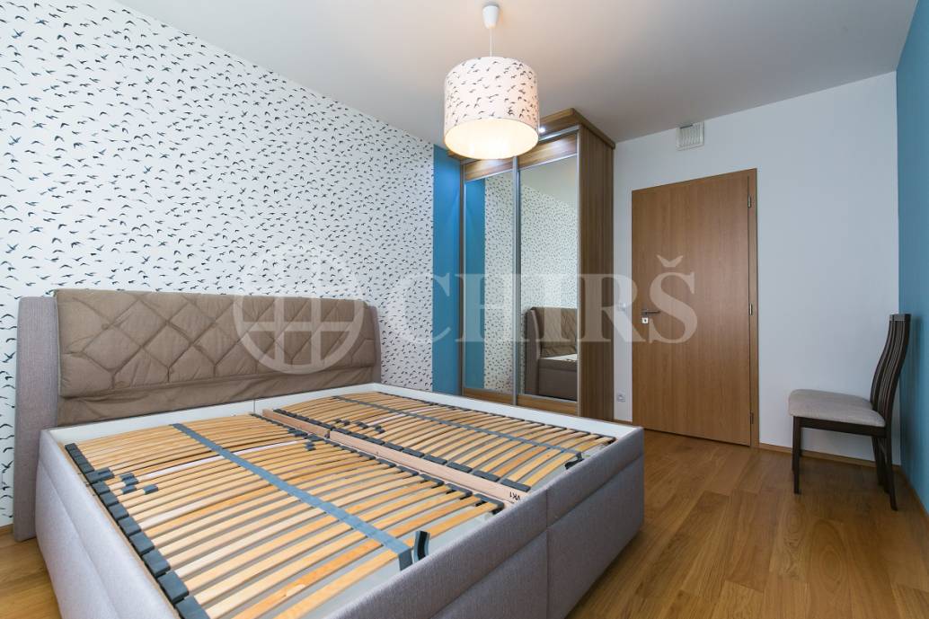 Pronájem bytu 3+kk s balkonem, OV, 78m2, ul. Na Zlatě 2835/3, Praha - Nové Butovice