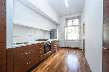 Pronájem bytu 2+1, 74,9 m2, ul. Svornosti 921/14, Praha 5 - Smíchov