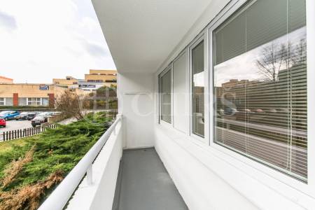 Pronájem bytu 3+1 s lodžií, DV, 81m2, ul. Borovanského 2379/18, Praha 13 - Velká Ohrada