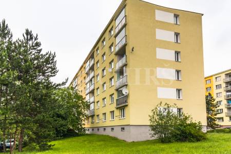 Prodej bytu 3+1/L, DV, 66m2, ul. Šatrova 663,  Praha 4 Kamýk