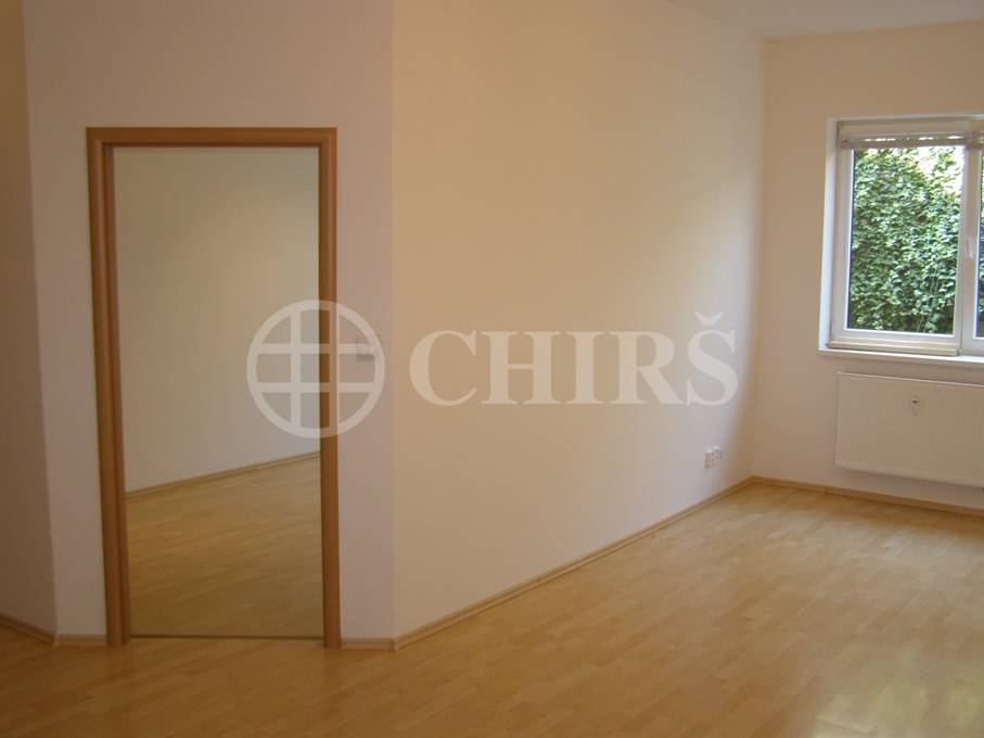 Prodej bytu 2+kk, OV, 46 m2, ul.Komenského 1328, Šestajovice
