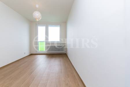Pronájem bytu 3+kk s lodžií, OV, 72m2, ul.  Prosluněná 562/15 , Praha 5 - Hlubočepy