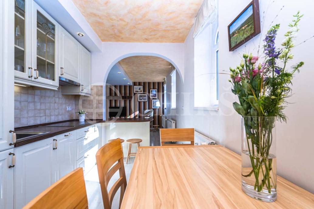 Prodej bytu 2+1, OV, 74m2, ul. Nábřeží Jana Palacha 1026/22, Karlovy Vary