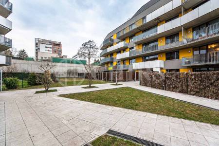 Prodej bytu 3+kk s balkonem, OV, 78m2, ul. Devonská 1223/7, Praha 5 - Barrandov