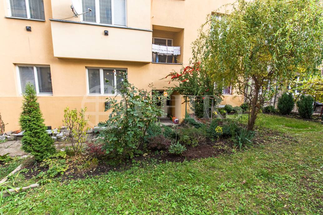 Prodej bytu 2+kk, OV, 40m2, ul. Nad Kajetánkou 1445/29, P-6 Břevnov