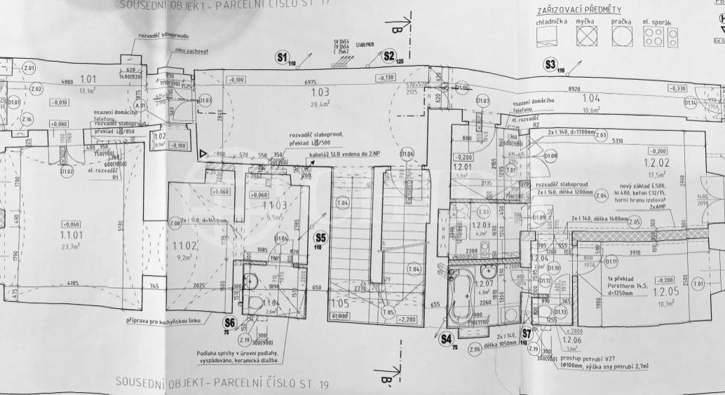 Prodej historického nájemního domu se 6 byty, zahradou, 453 m2, Náměstí Svobody 15, Jičín