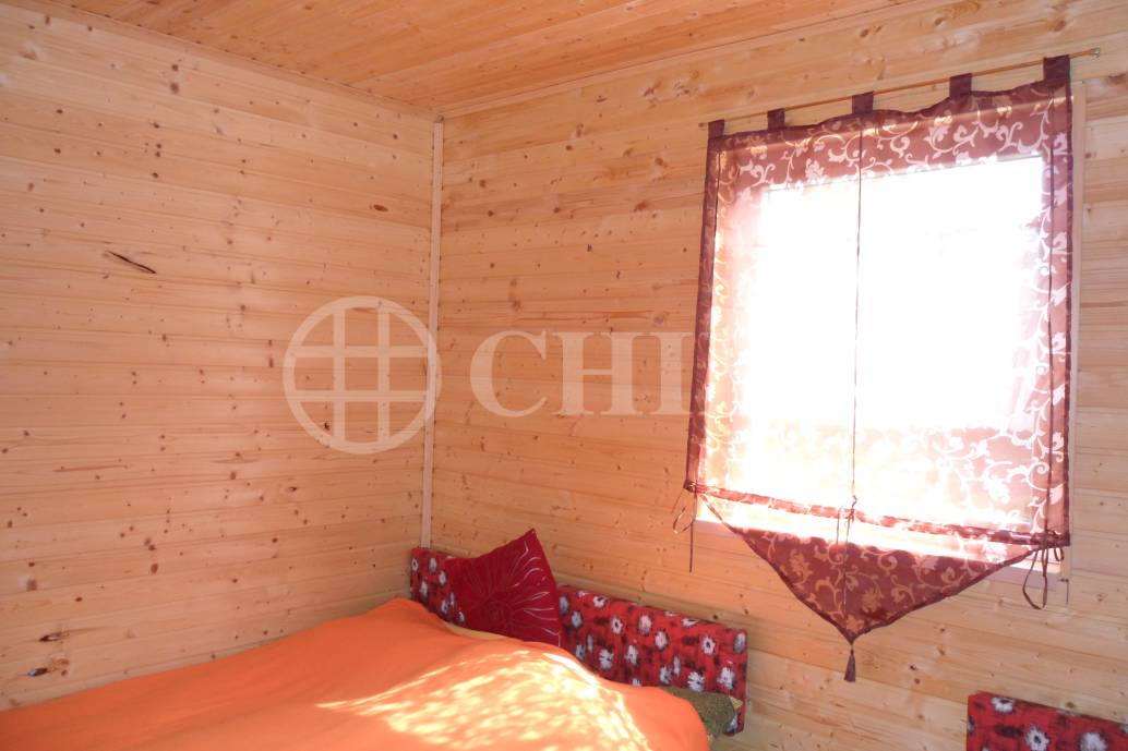Prodej zrekonstruované chaty 2+1/Z, OV, 49m2, Praha 5 - Slivenec