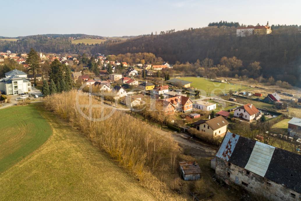 Prodej stavebního pozemku 1.130 m2, Chocerady