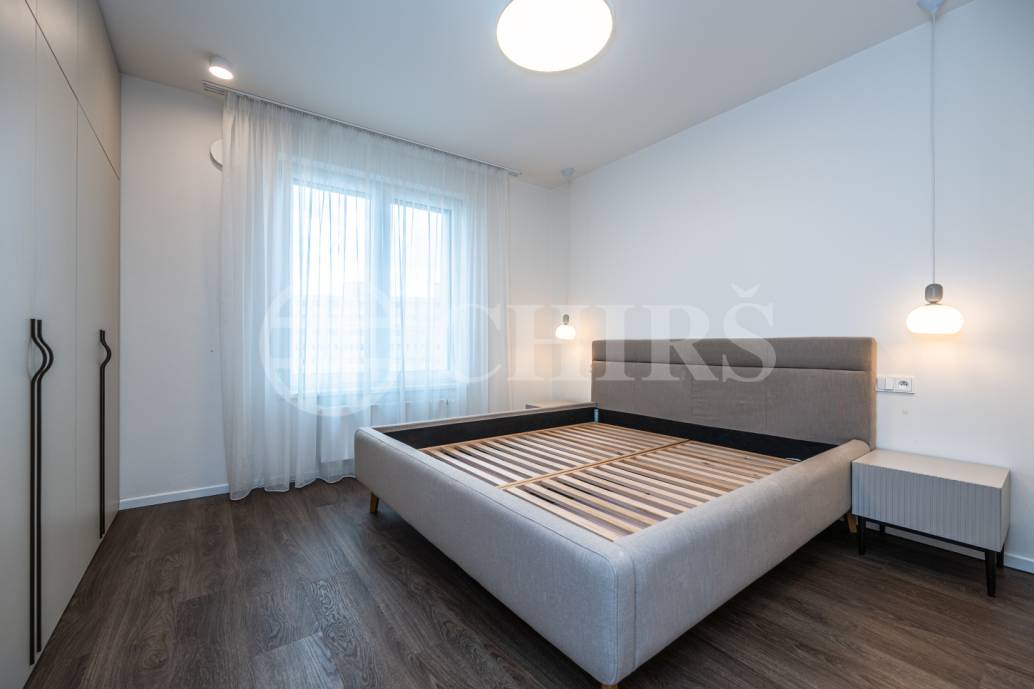 Pronájem bytu 3+kk s balkonem, sklepem a garážovým stáním, OV, 101m2, ul. Mukařovského 3121/4, Praha 5 - Stodůlky