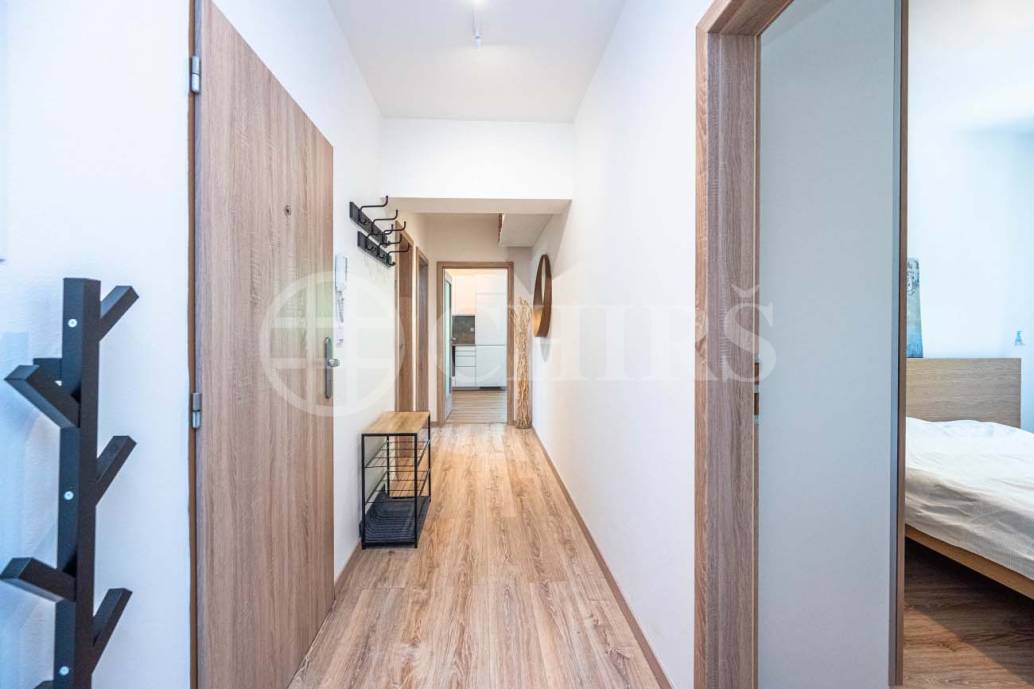 Prodej bytu 3+kk s balkonem, OV, 67m2, Apartmány Hrdlička, Slapy