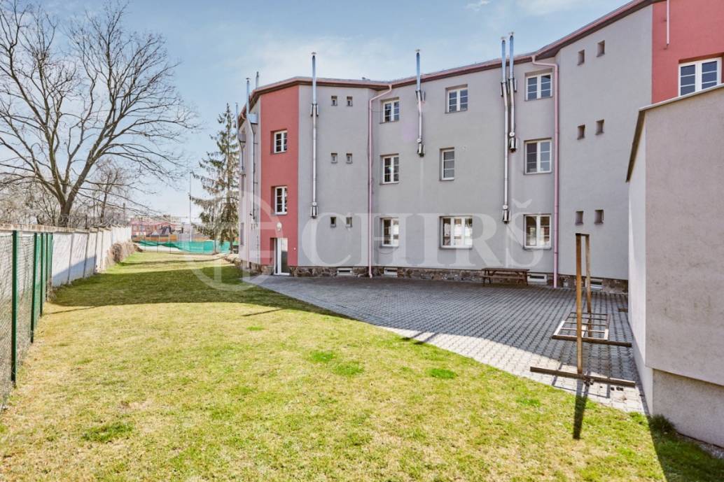 Prodej bytové jednotky 1+1, OV, 54 m2, ul. U Pekáren 253/2, Praha 15, k.ú. Hostivař