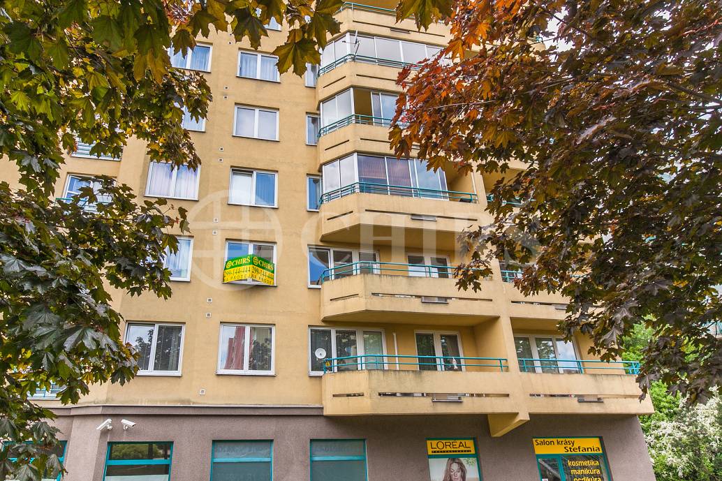 Prodej bytu 2+kk + balkón, 72m2, OV, ul. Volutová 2520/10, Praha 5 Stodůlky