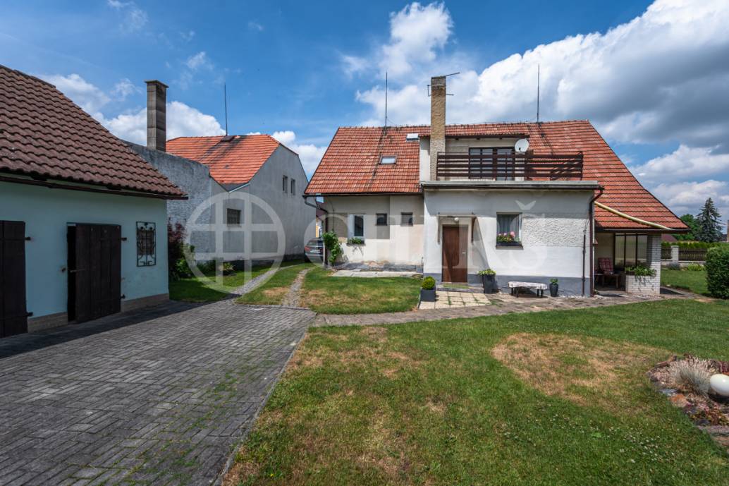 Prodej rodinného domu, OV, 260 m2, pozemek 1352m2, Blatno u Podbořan, okr. Louny