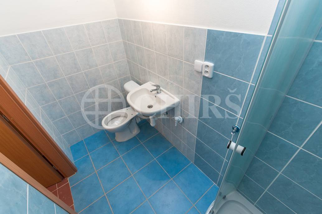 Prodej bytu 2+kk, OV, 46 m2, ul.Komenského 1328, Šestajovice