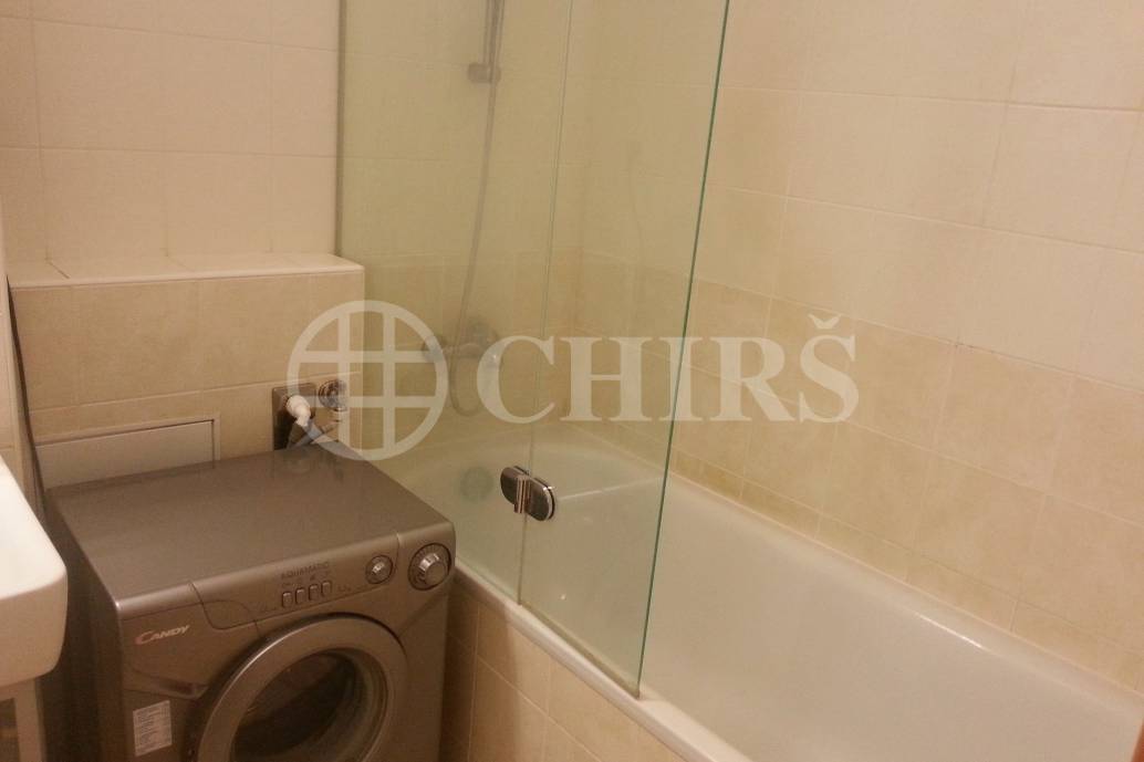 Prodej bytu 2+kk/B/GS, OV, 58m2, ul. Wassermannova 1145/13, Praha 5 - Barrandov