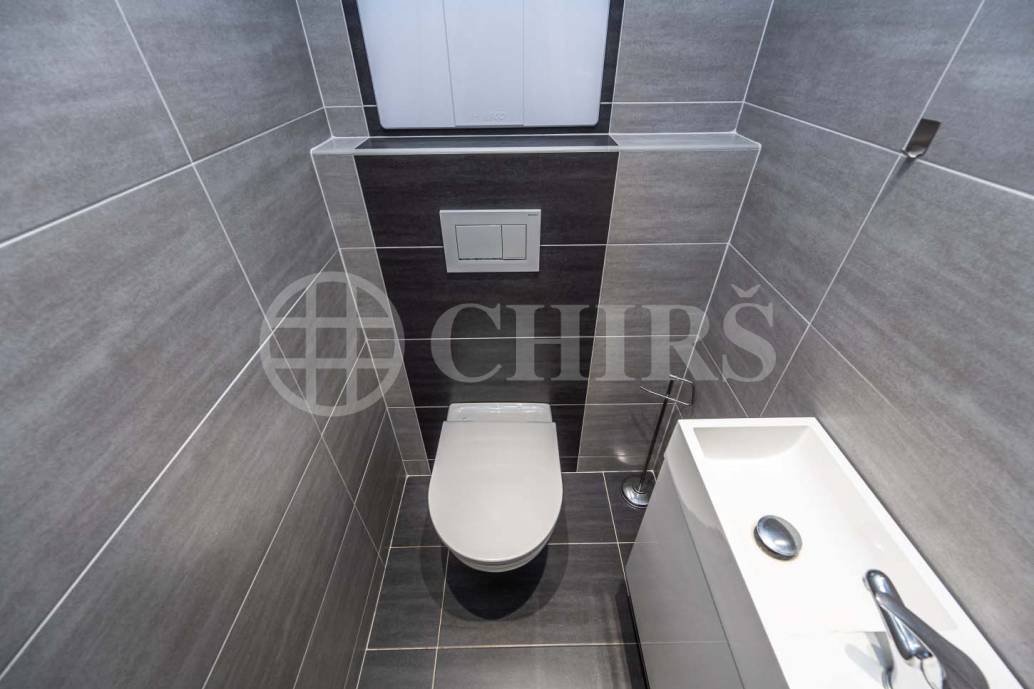 Pronájem bytu 3+1 s lodžií, DV, 84m2, ul. U Jezera 2041/14, Praha 5 - Stodůlky