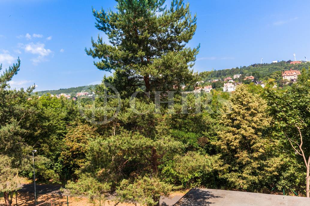 Prodej bytu 3+1/B,G, DV, 71m2, ul. Fráni Šrámka 2633/30, Praha 5 Smíchov