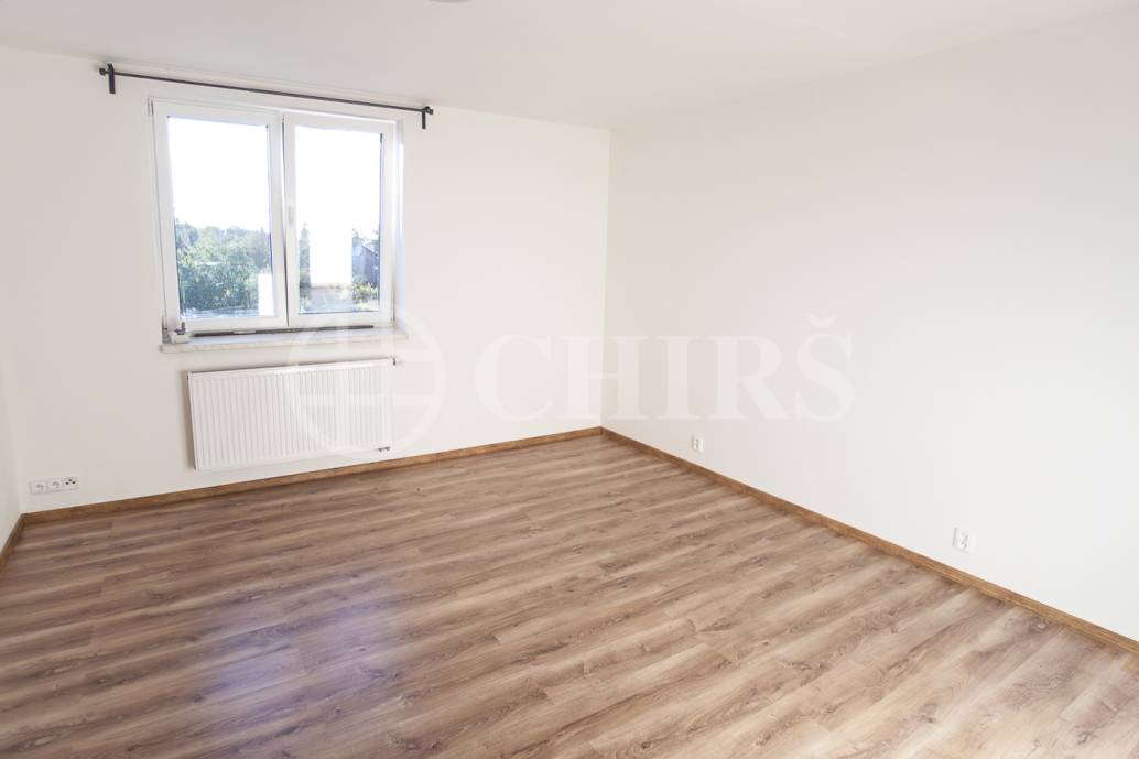 Pronájem bytu 2+kk, OV, 45m2, ul. Na Radosti 109/28, Praha 5 - Zličín
