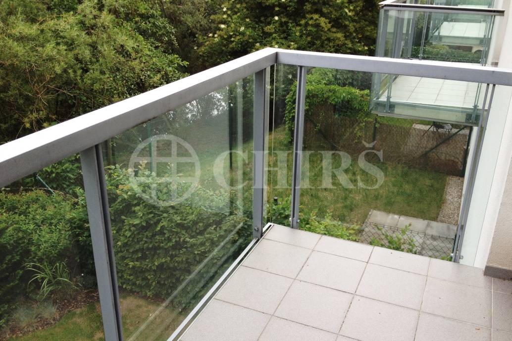 Prodej řadového rodinného domu, OV, 170m2, ul. Zelená 452, Praha - Západ Statenice 
