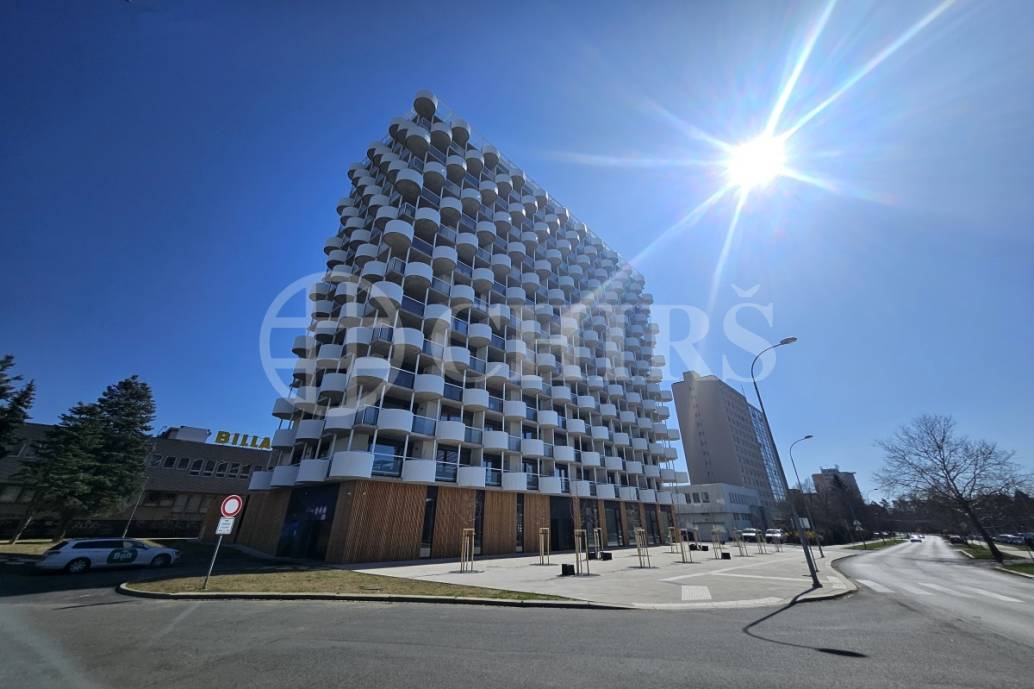 Pronájem bytu 2+kk, balkón, garážové stání, sklepy, OV, 61m2, ul. U Borského parku, Plzeň