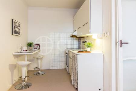 Prodej bytu 2+kk, OV, 41m2, ul. Jetelová 2863/6, Praha 10 - Záběhlice