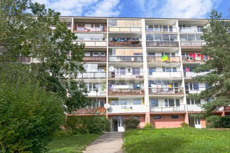 Prodej bytu 3+1 s lodžií, DV, 70m2, ul. Mrkvičkova 1375/18, Praha 6 - Řepy