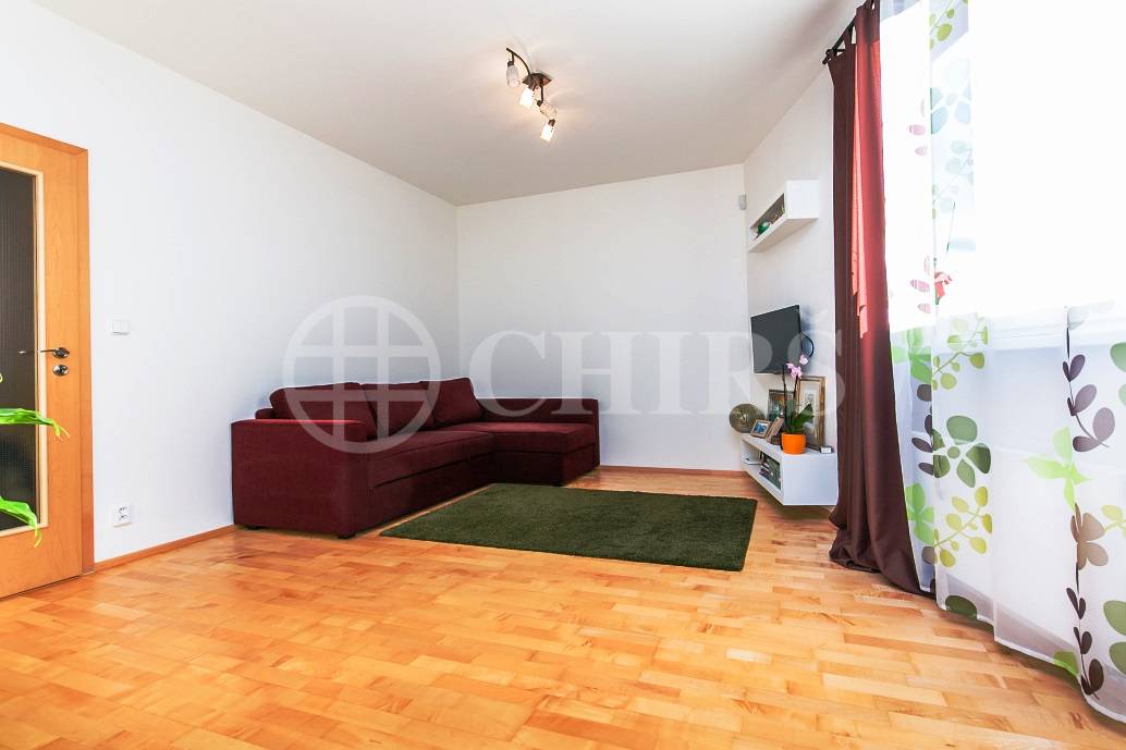 Prodej bytu 1+kk s lodžií, OV, 39m2, ul. Tlumačovská 2766/26b, Praha 13 - Stodůlky