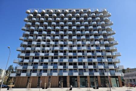 Pronájem bytu 2+kk, balkón, garážové stání, sklepy, OV, 61m2, ul. U Borského parku, Plzeň
