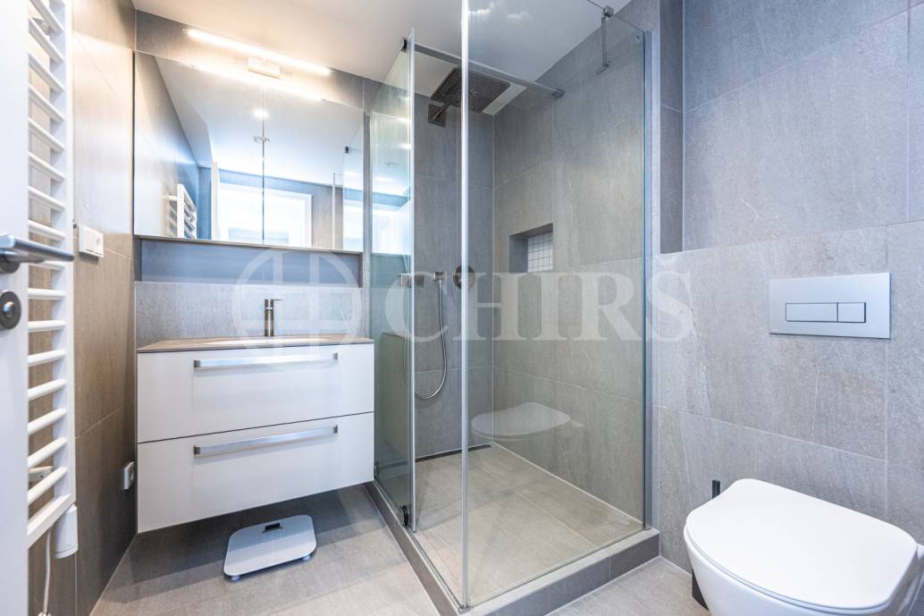 Pronájem bytu 3+kk s balkonem, sklepem a garážovým stáním, OV, 101m2, ul. Mukařovského 3121/4, Praha 5 - Stodůlky