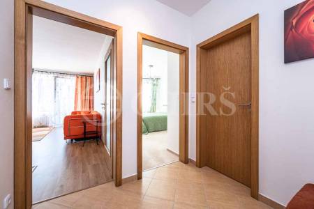 Prodej bytu 2+kk s lodžií, OV, 51m2, ul. Milotická 458/14, Praha 5 - Zličín