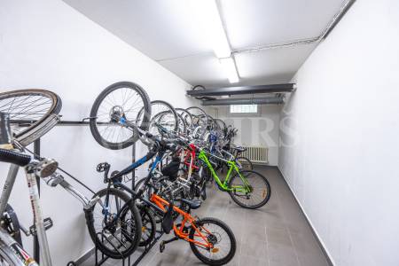 Pronájem bytu 3+kk s lodžií, 76 m², Voskovcova 961/4, Praha 5- Barrandov