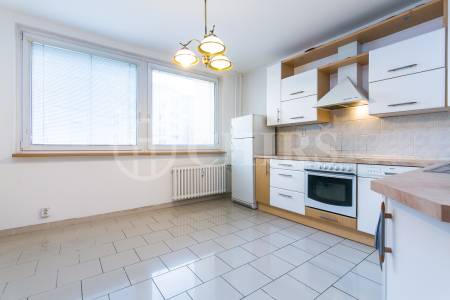 Prodej bytu 4+1 s lodžií, OV, 89m2, ul. Renoirova 622/5, Praha 5 - Hlubočepy