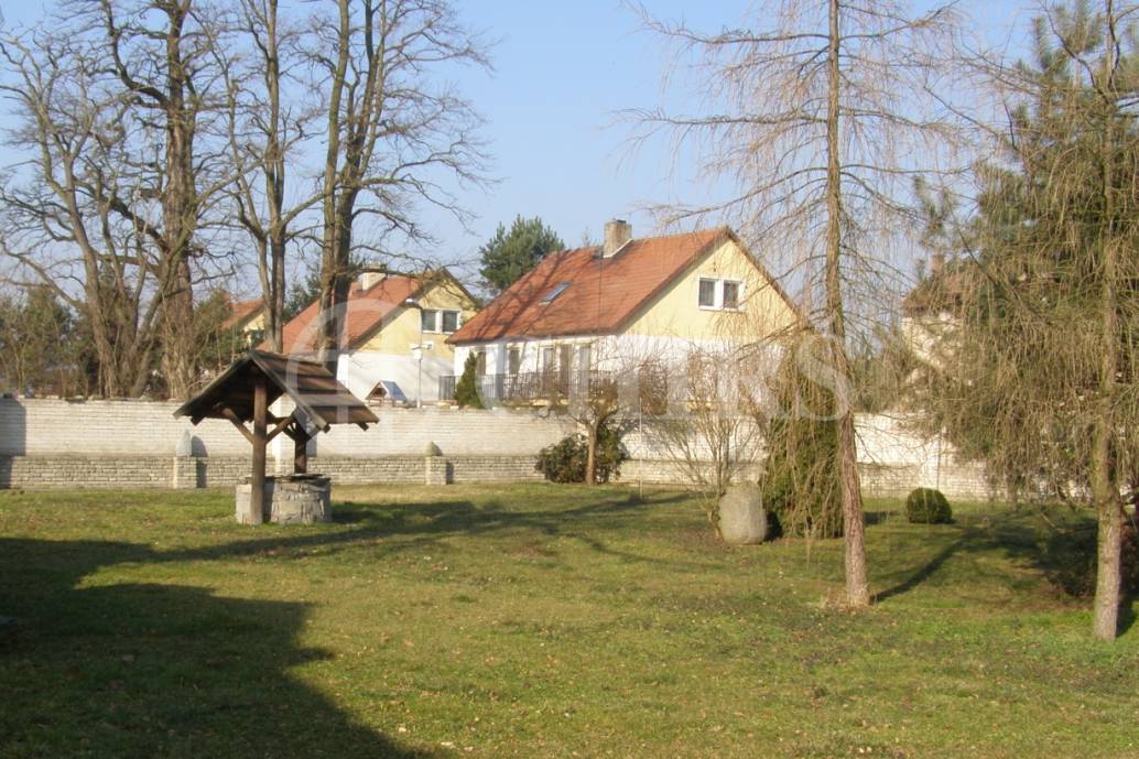 Pronájem bytu 2+1 se zahradou, Dědibaby u Vojkovic