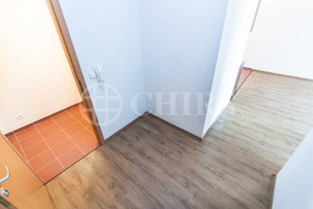 Prodej bytu 2+kk, OV, 41 m2, Komenského, Šestajovice 