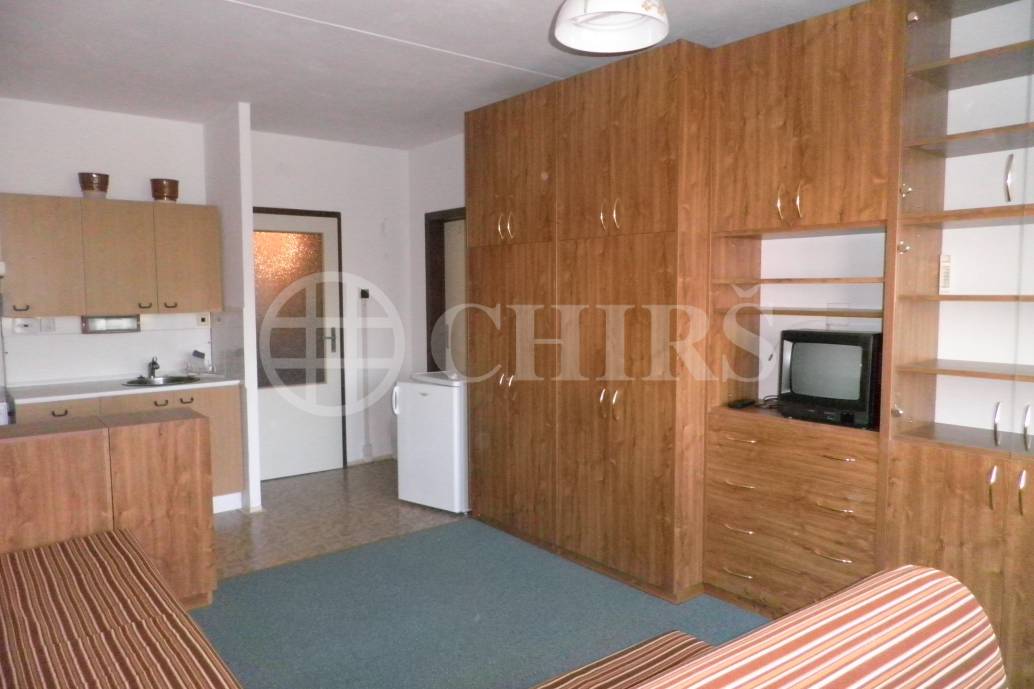 Prodej garsoniery,OV,30m2, ul.Vitošská 3415, P-12  Modřany