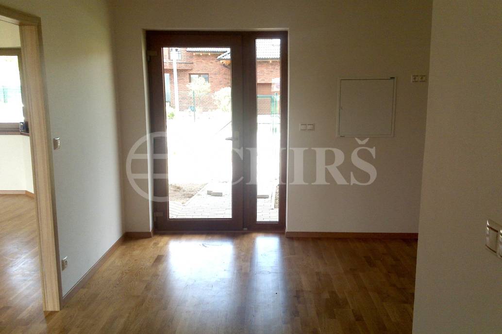 Prodej rodinného domu 4+kk/2xGS, OV, 180m2, Trnová u Jíloviště